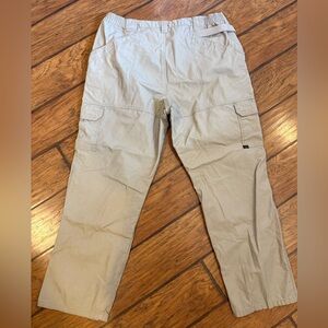 5.11 Tactical Cargo Pants mens 40x32 tan brown baggy utility cotton (38x31)